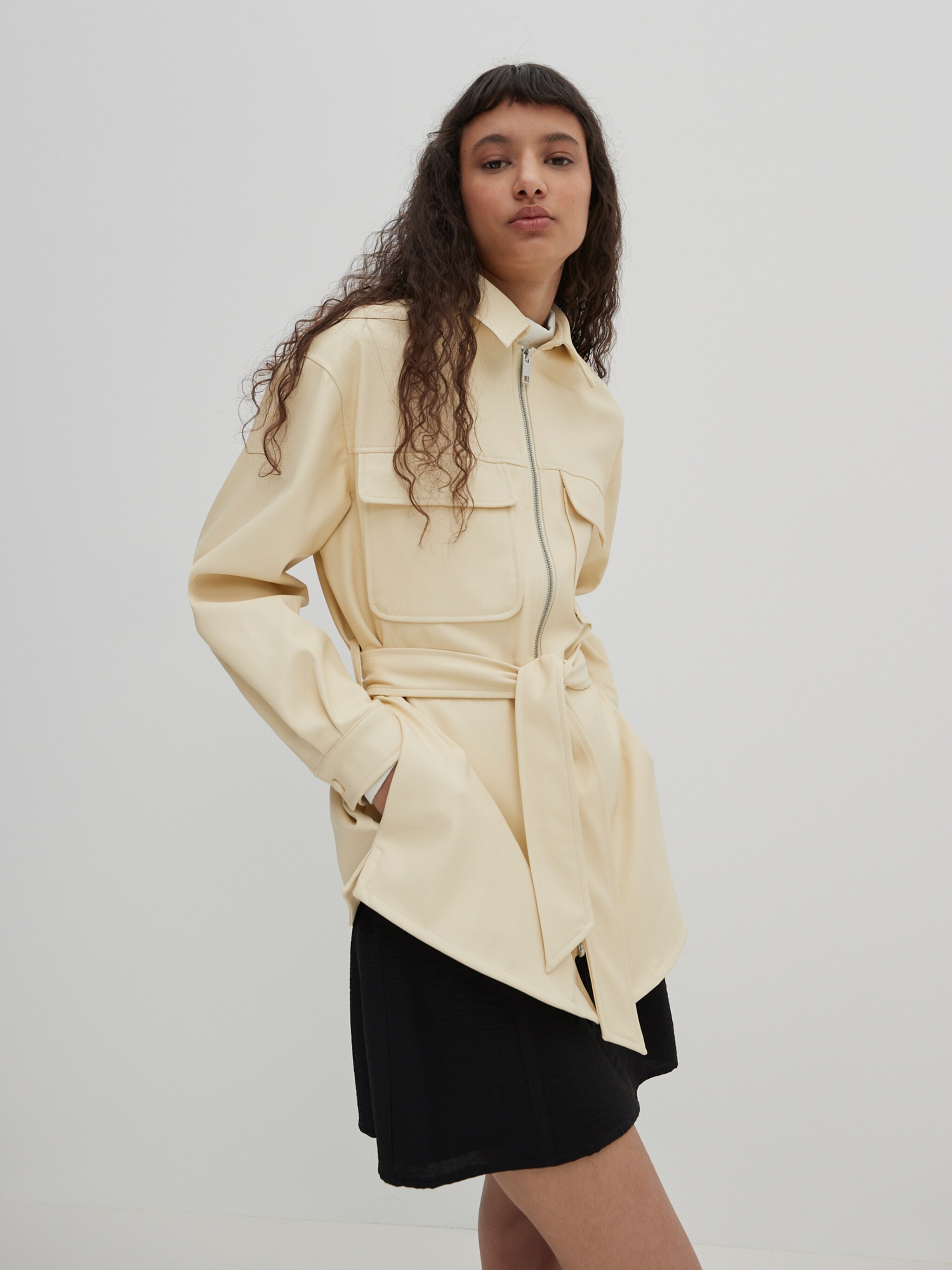 EDITED Producten Blouse 'Kendall' Beige