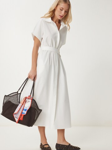 Happiness İstanbul Blusekjole i hvid