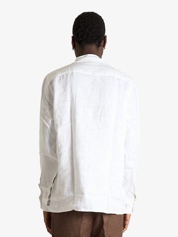 Regular fit Camicia di SSEINSE in bianco