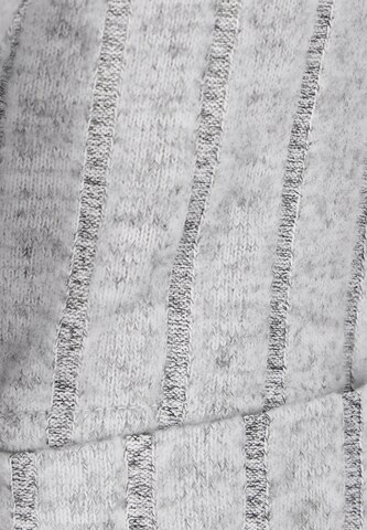 NAEMI - Camisa 'Fashion Look' em cinzento