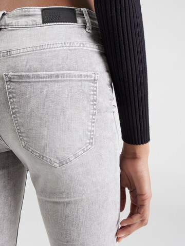 VERO MODA - Skinny Calças de ganga 'SOPHIA' em cinzento