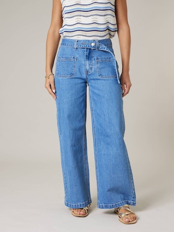 Loosefit Jean 'KAMI ' Deeluxe en bleu : devant