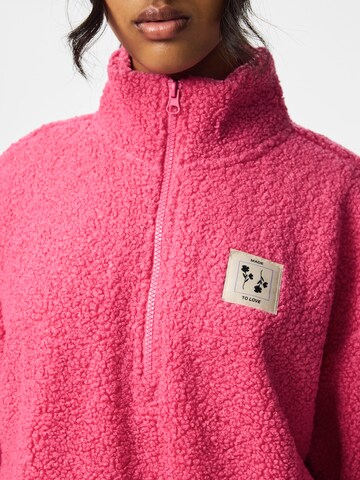 Veste en polaire 'PCKATTY' PIECES en rose
