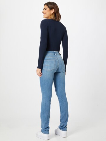 Coupe slim Jean 'Caro' GARCIA en bleu