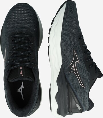 Scarpa da corsa 'Wave Skyrise 3' di MIZUNO in nero