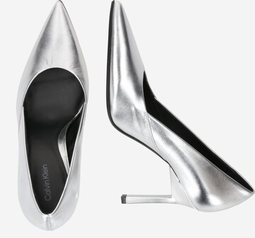 Calvin Klein Pumps 'GEO' in Silver