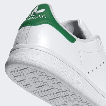 ADIDAS ORIGINALS - Sapatilhas 'Stan Smith' em branco