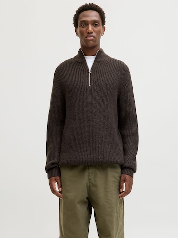 JACK & JONES Trui in Bruin: voorkant