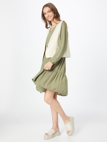 Eight2Nine Dress in Green