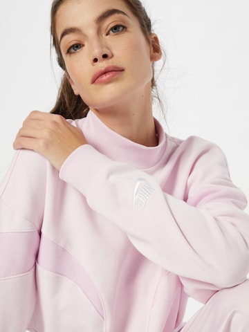 Nike Sportswear Sweatshirt in Pink