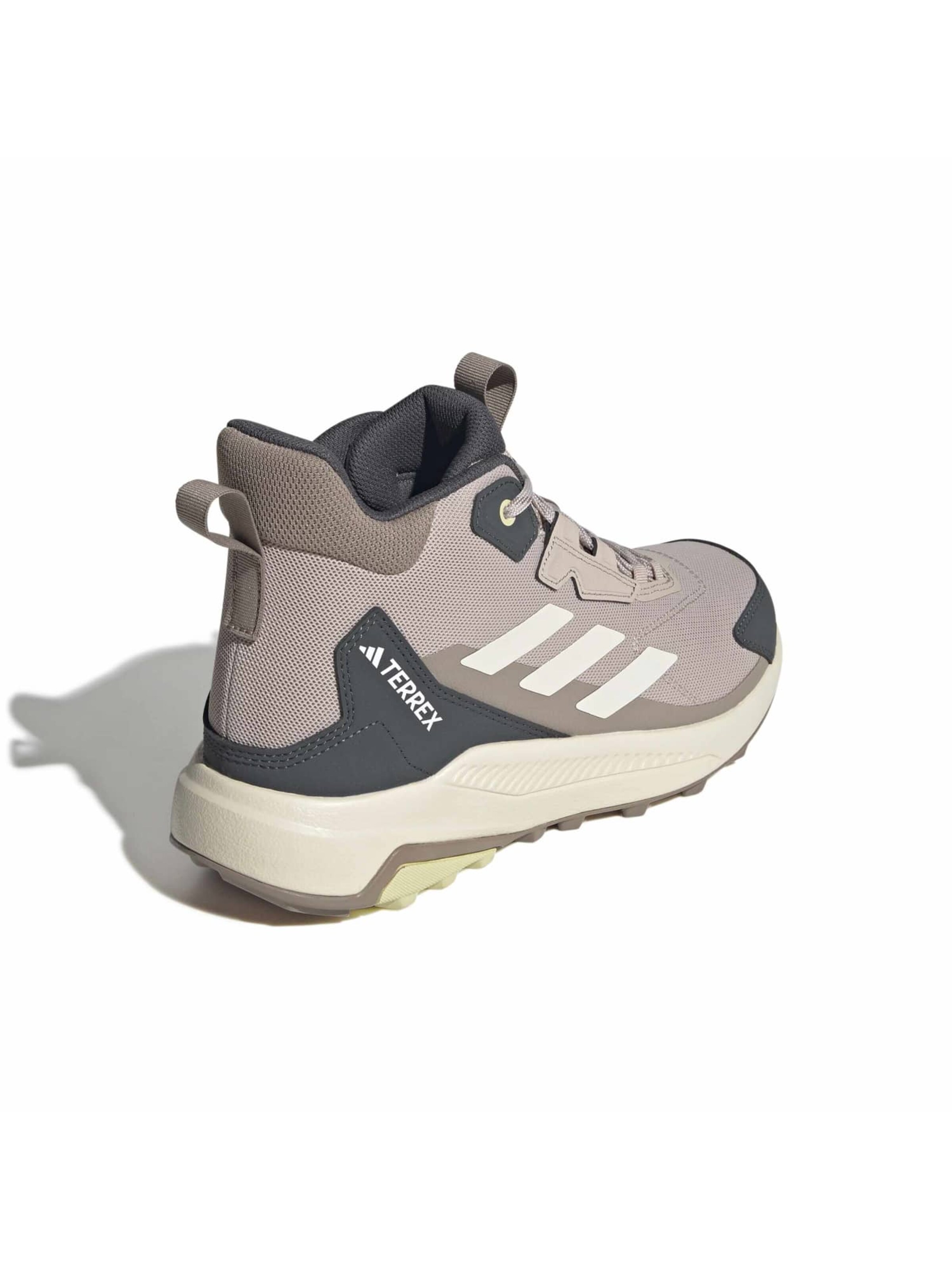 ADIDAS TERREX Boots 'NJA68' in Brown