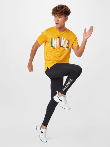 NIKE Skinny Spodnie sportowe w kolorze czarny