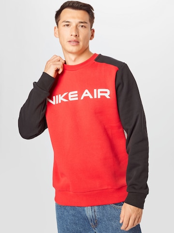 Felpa di Nike Sportswear in rosso: frontale