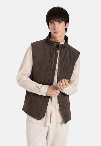 Werner Christ Vest 'Austin' in Brown: front