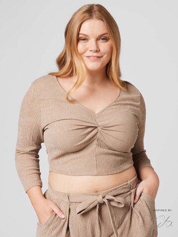 Guido Maria Kretschmer Curvy Shirt 'Lola' in Braun: predná strana