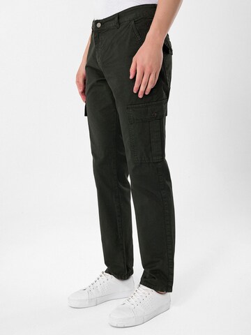 Regular Pantalon cargo Daniel Hills en vert