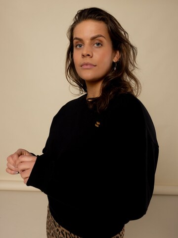 Sweat-shirt Looxs Revolution en noir