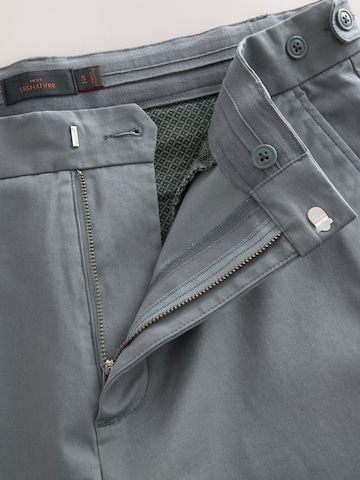 Coupe slim Pantalon chino Next en bleu