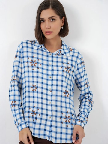 Maglietta di Bigdart in blu: frontale