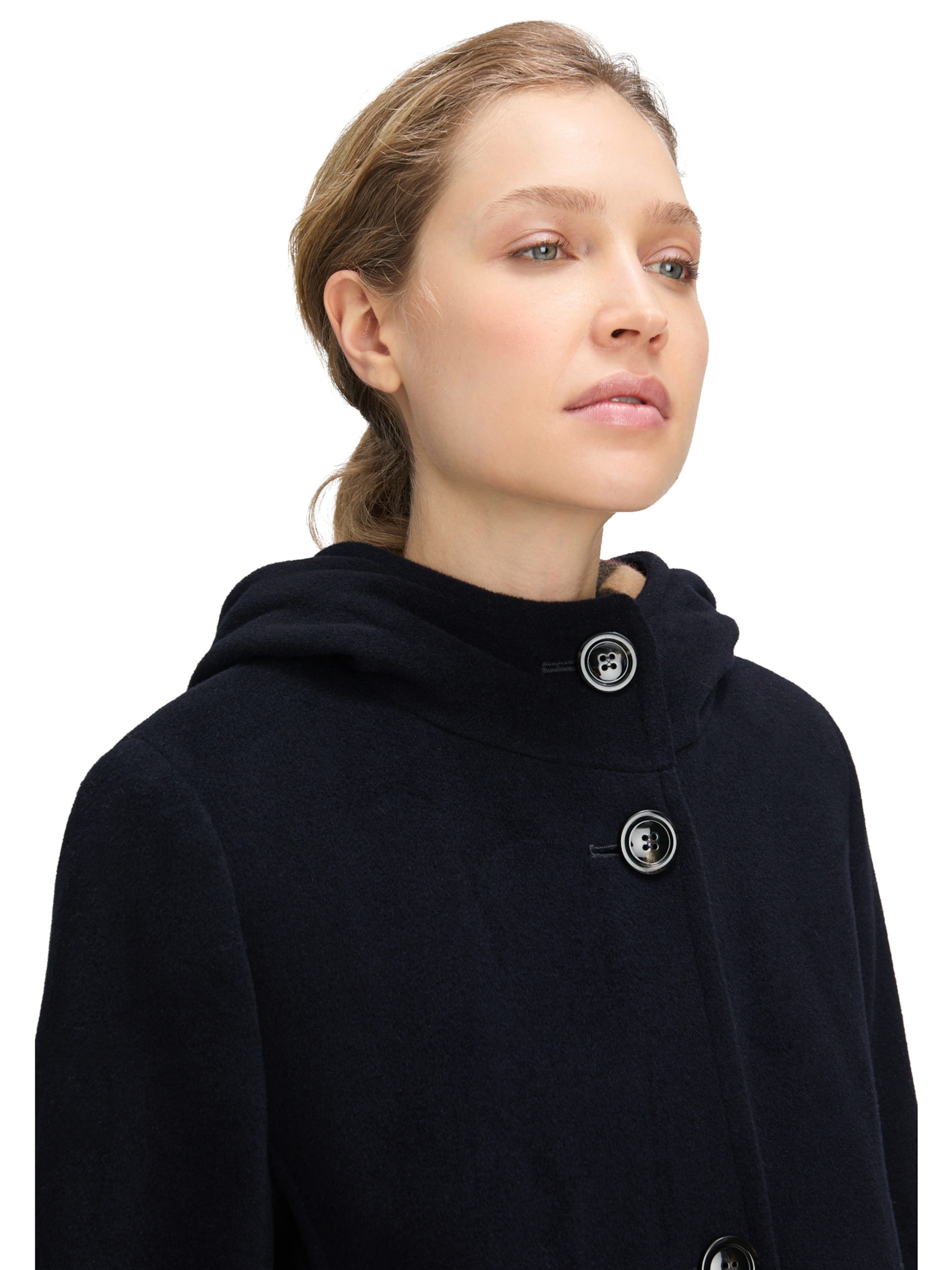 GIL BRET Between-Season Jacket in Black