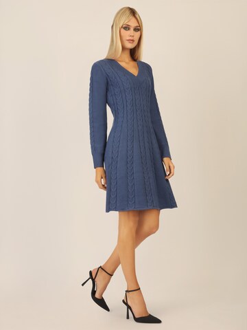 APART Knitted dress in Blue