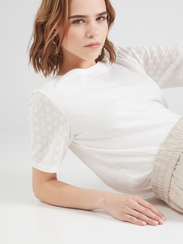PIECES Shirt 'ANDREA' in White