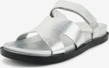 Findlay Pantolette 'DRIES' in Silber: Vorderseite