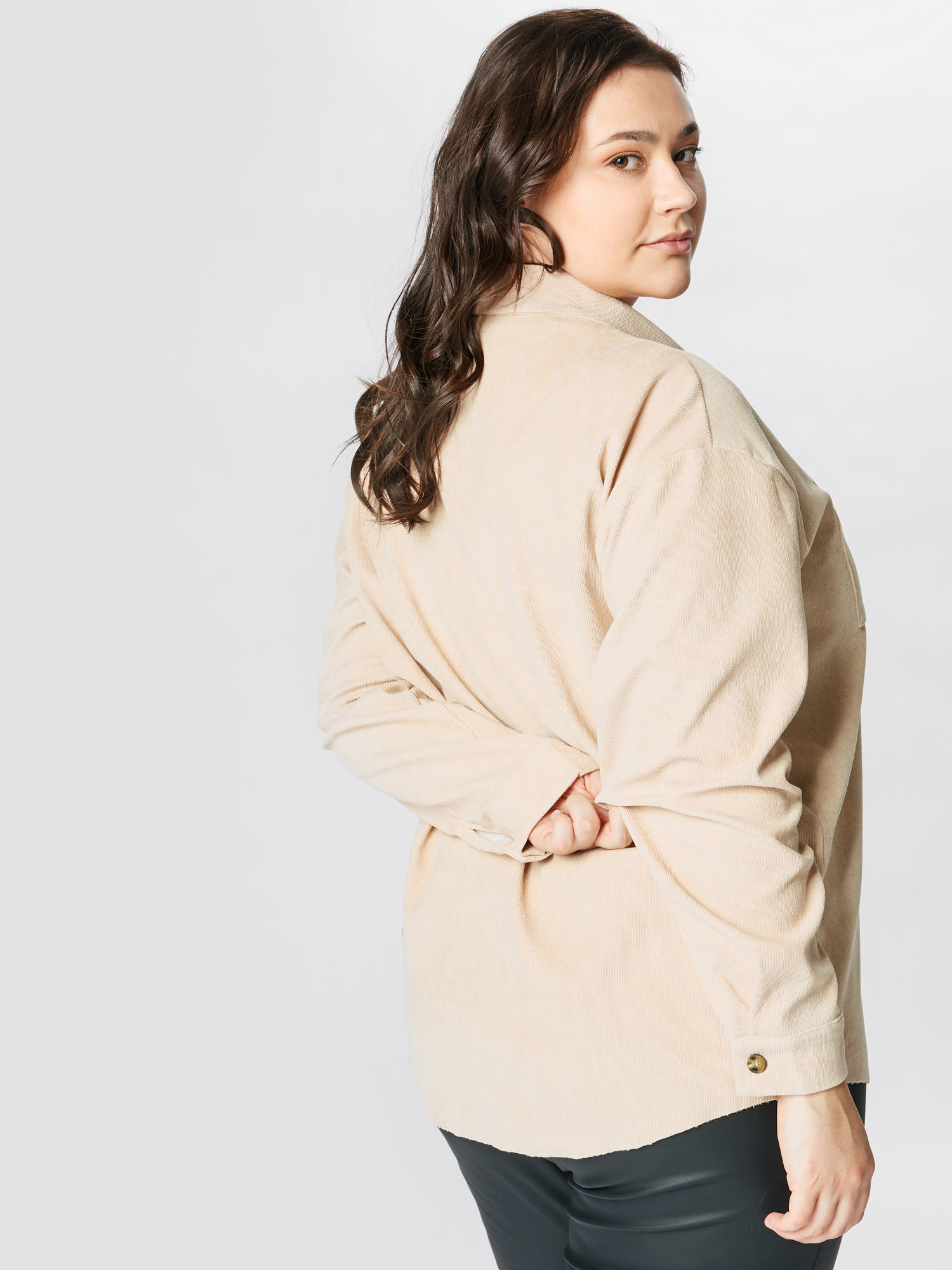 Missguided Plus Bluse in Beige 