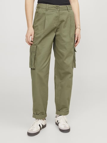 Regular Pantalon cargo 'MADDY' JJXX en vert : devant