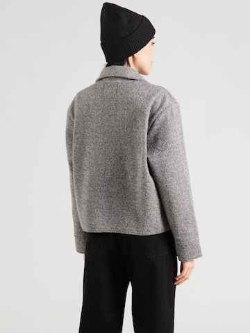 ONLY - Chaqueta de entretiempo 'ONLSANNE' en gris