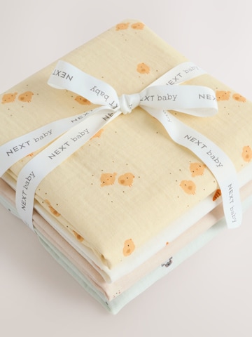 Next - Pañuelo en amarillo