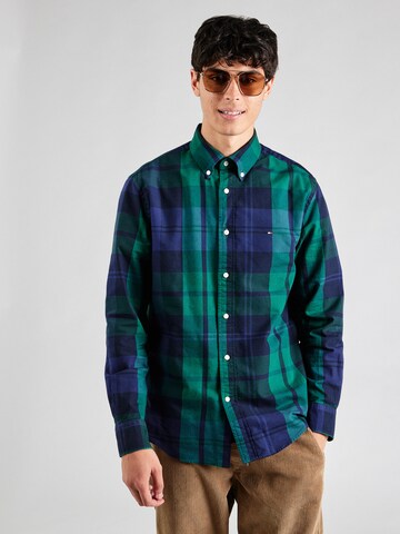 Coupe regular Chemise TOMMY HILFIGER en vert : devant