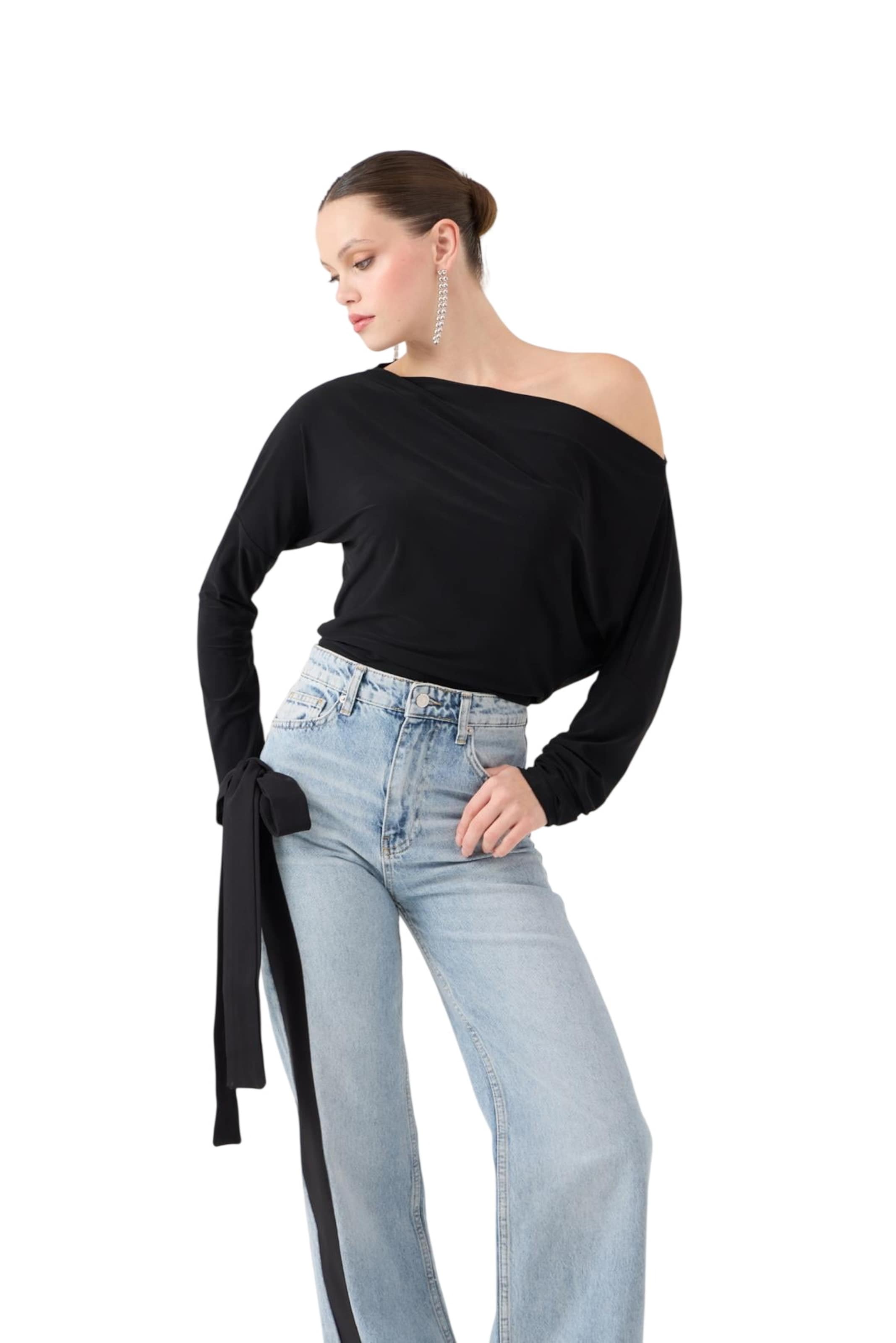 HOLLY LOLLY Bluse in Schwarz