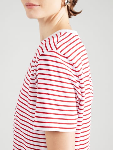 T-shirt 'SLFESSENTIAL' SELECTED en rouge