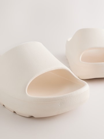 Next Szandálok - fehér