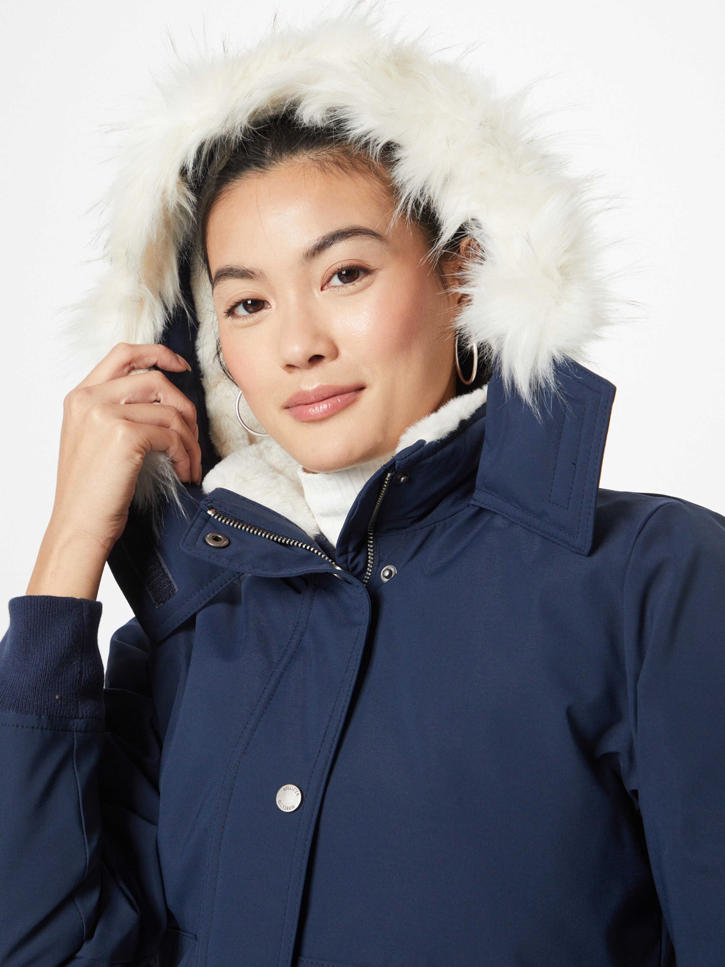 HOLLISTER Jacke in Blau ABOUT YOU