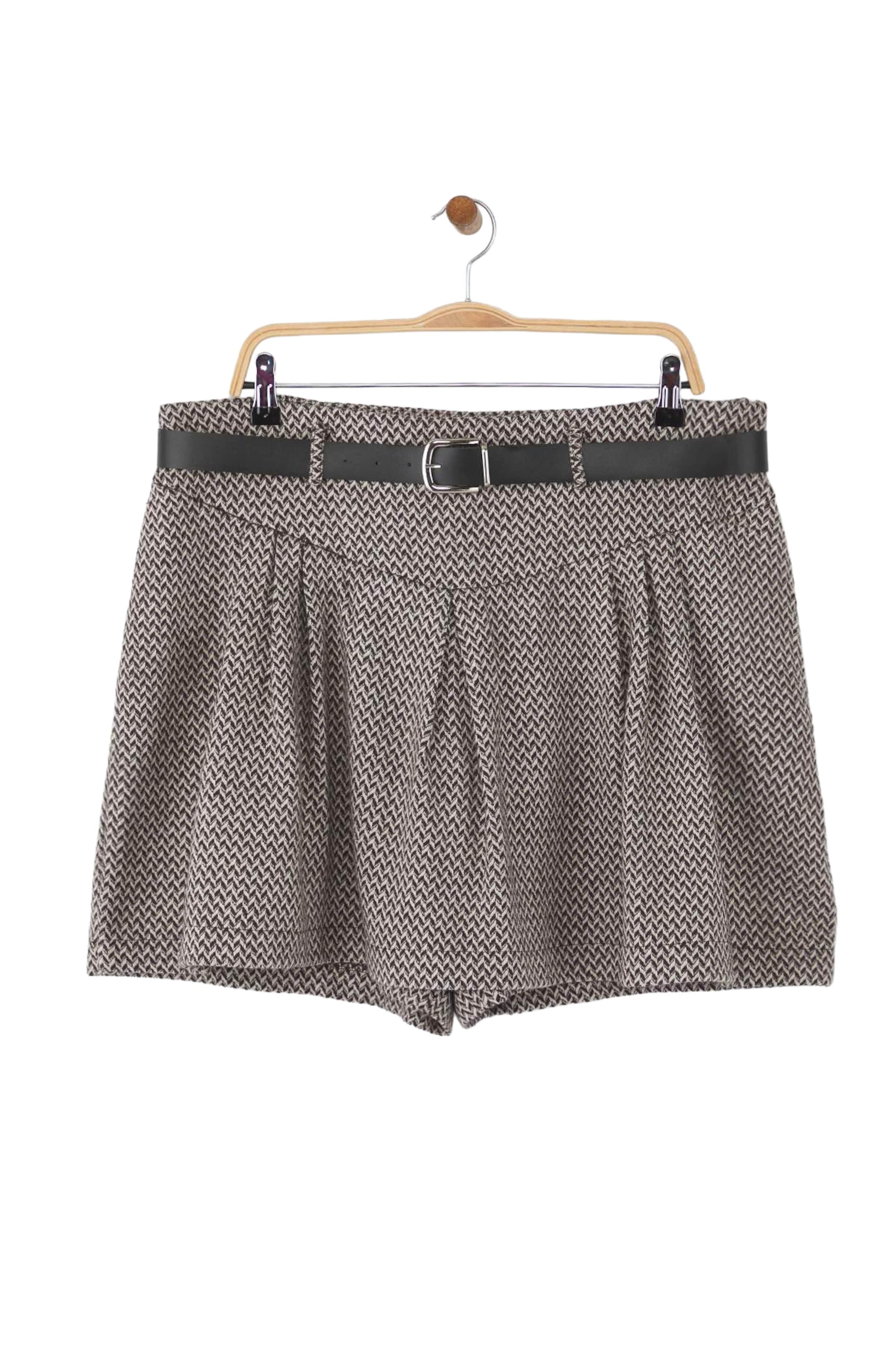 Trendyol Curve Skirt in Grey: front