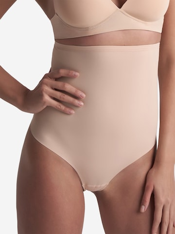 Slip scultant Bye Bra en beige : devant