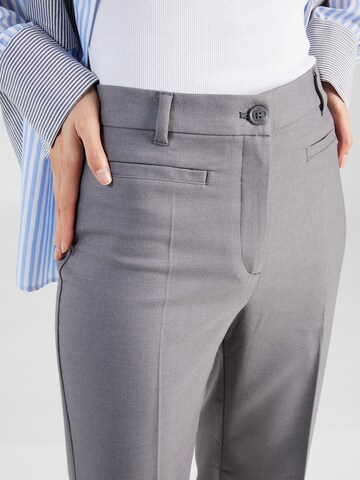 Monki Regular Pleated Pants in Grey