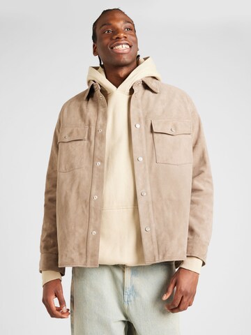 FRAME Between-Season Jacket in Beige: front