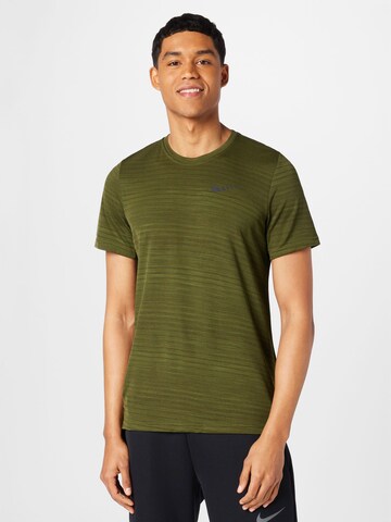 NIKE Funkční tričko 'Superset' – zelená: přední strana