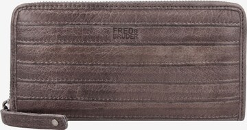 FREDsBRUDER Wallet 'Gürteltier' in Grey: front