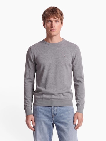 TOMMY HILFIGER Sweater 'ESSENTIAL' in Grey: front