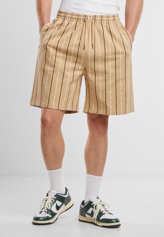Urban Classics Regular Broek in Beige: voorkant