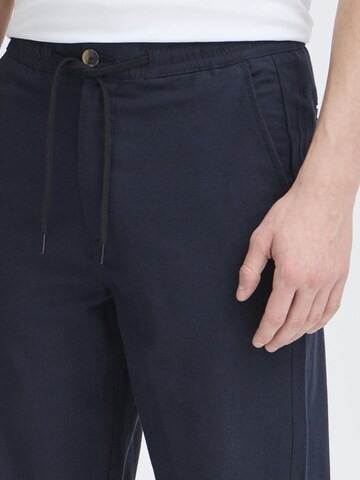 Loosefit Pantalon chino 'Rafa' Kronstadt en bleu