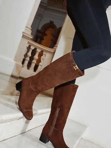 Lipsy Stiefel in Braun