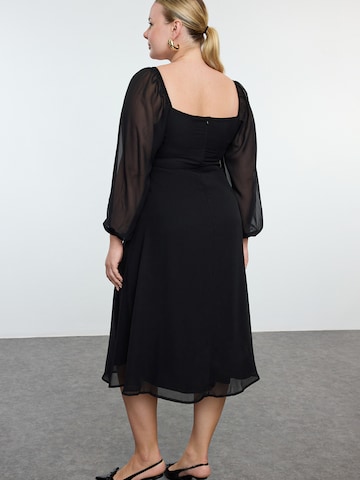 Trendyol Curve Φόρεμα σε μαύρο
