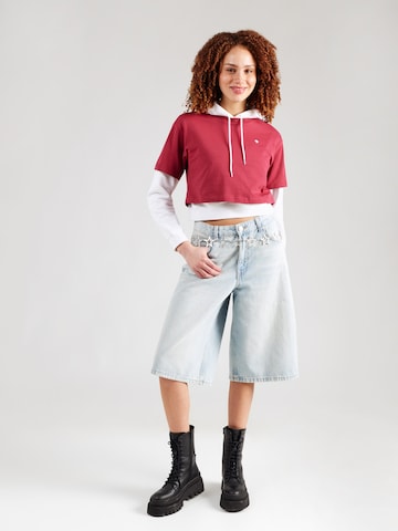 Tricou de la CONVERSE pe roșu