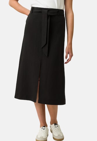 zero Skirt in Black: front