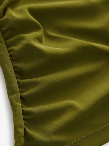 Next Top | zelena barva